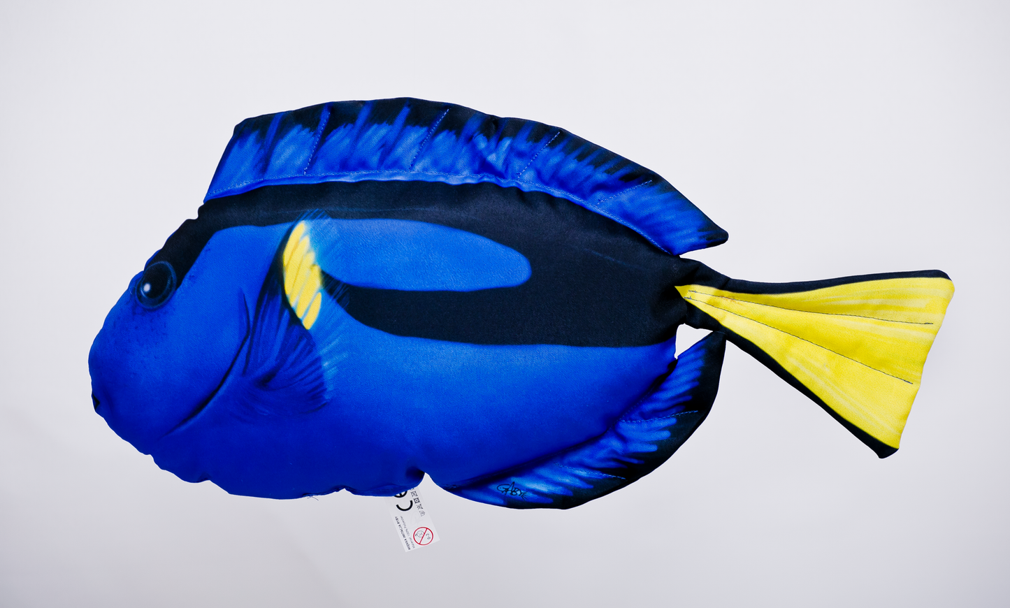 The Regal Tang - pillow 56cm