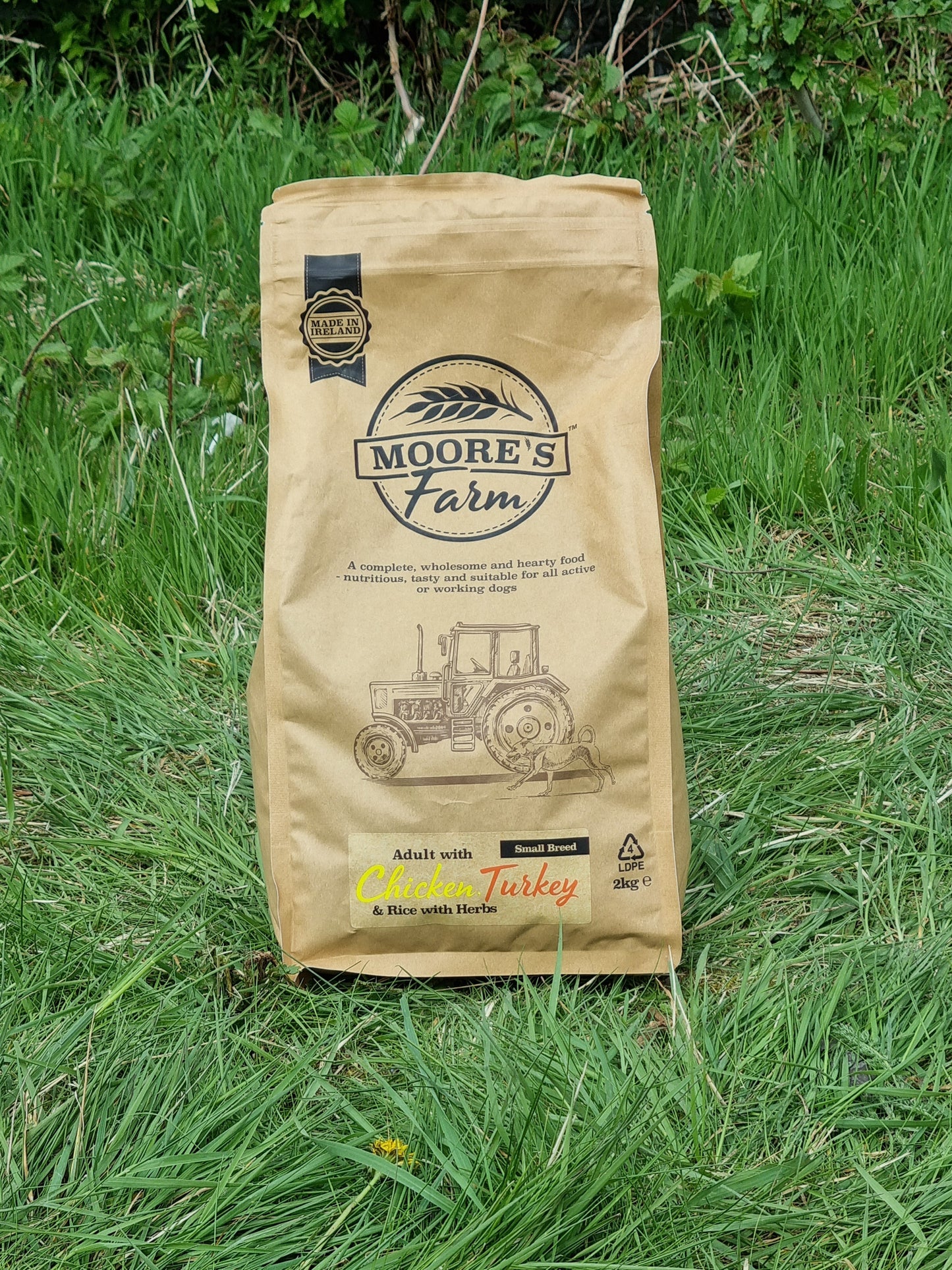 Moore's Farm Adult Small Breed Chicken, Turkey & Rice 2kg