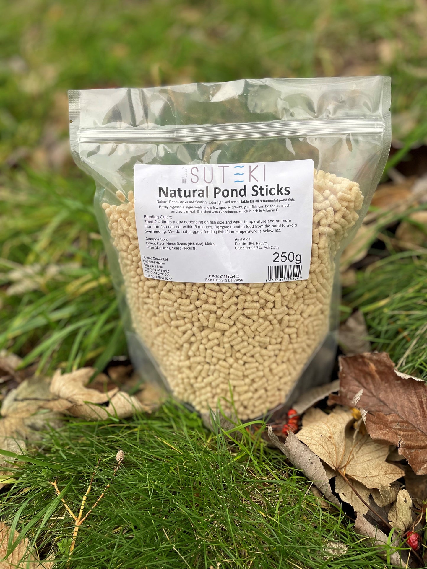 Suteki Natural Pond Sticks 250g