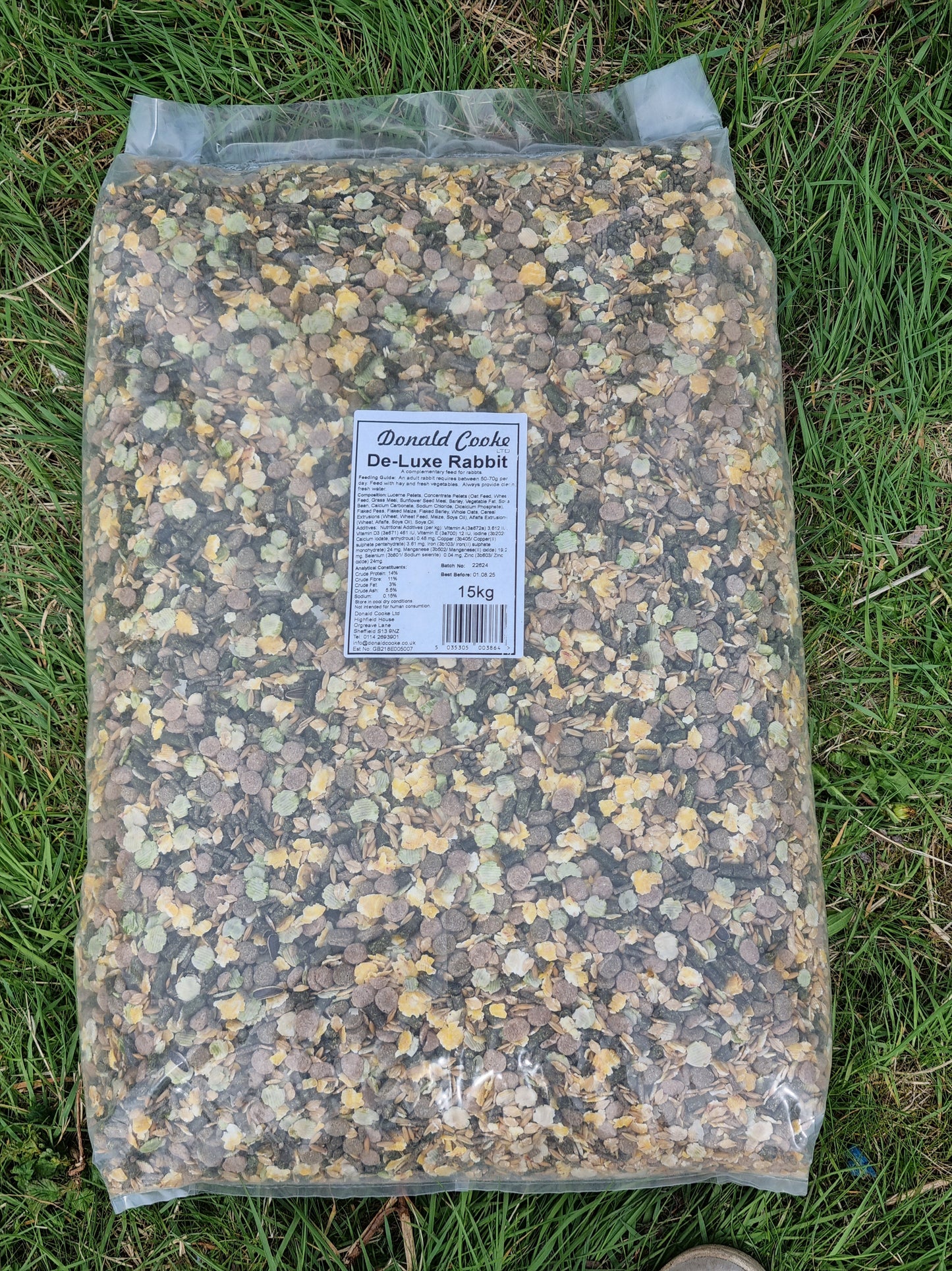 Mixed Rabbit Deluxe 15kg