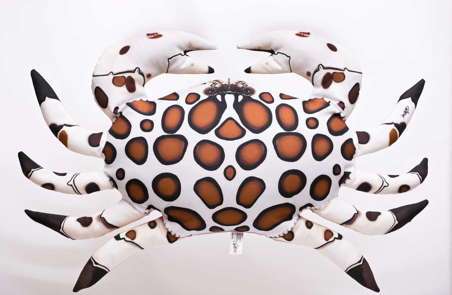 The Calico Crab - pillow 60cm